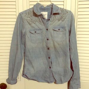 American Eagle Outfitters denim button up